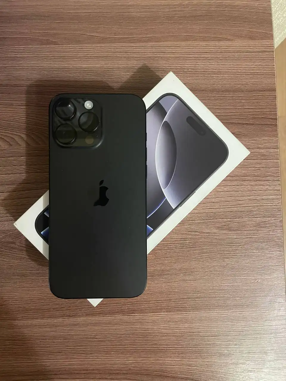 iPhone 16 Pro Max 256 ГБ