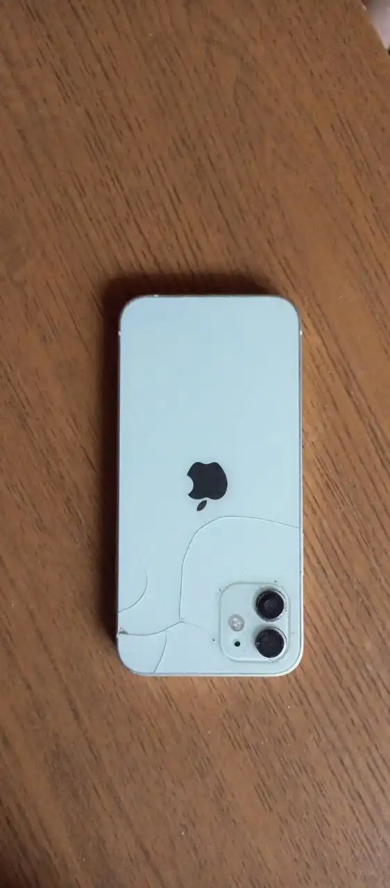 Айфон 12 с замененными деталями