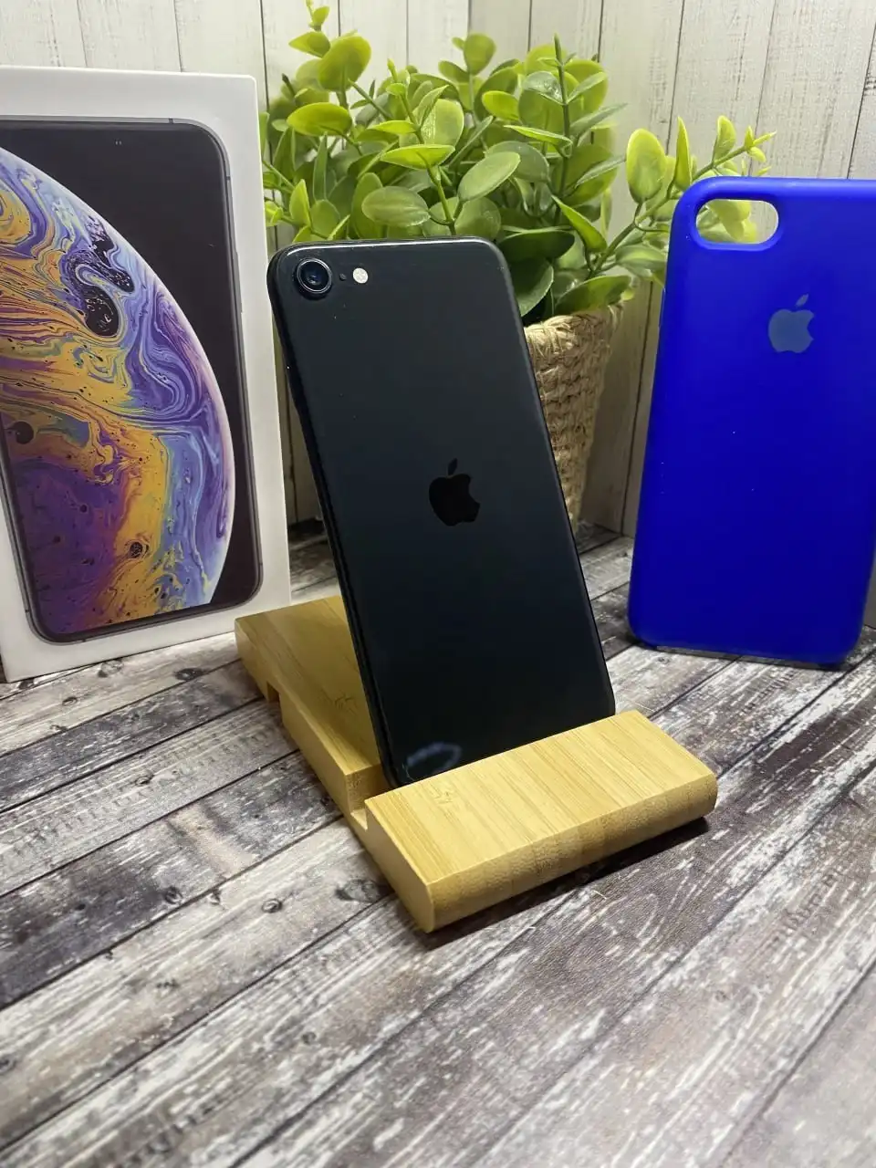 IPhone se 2020 64 гб