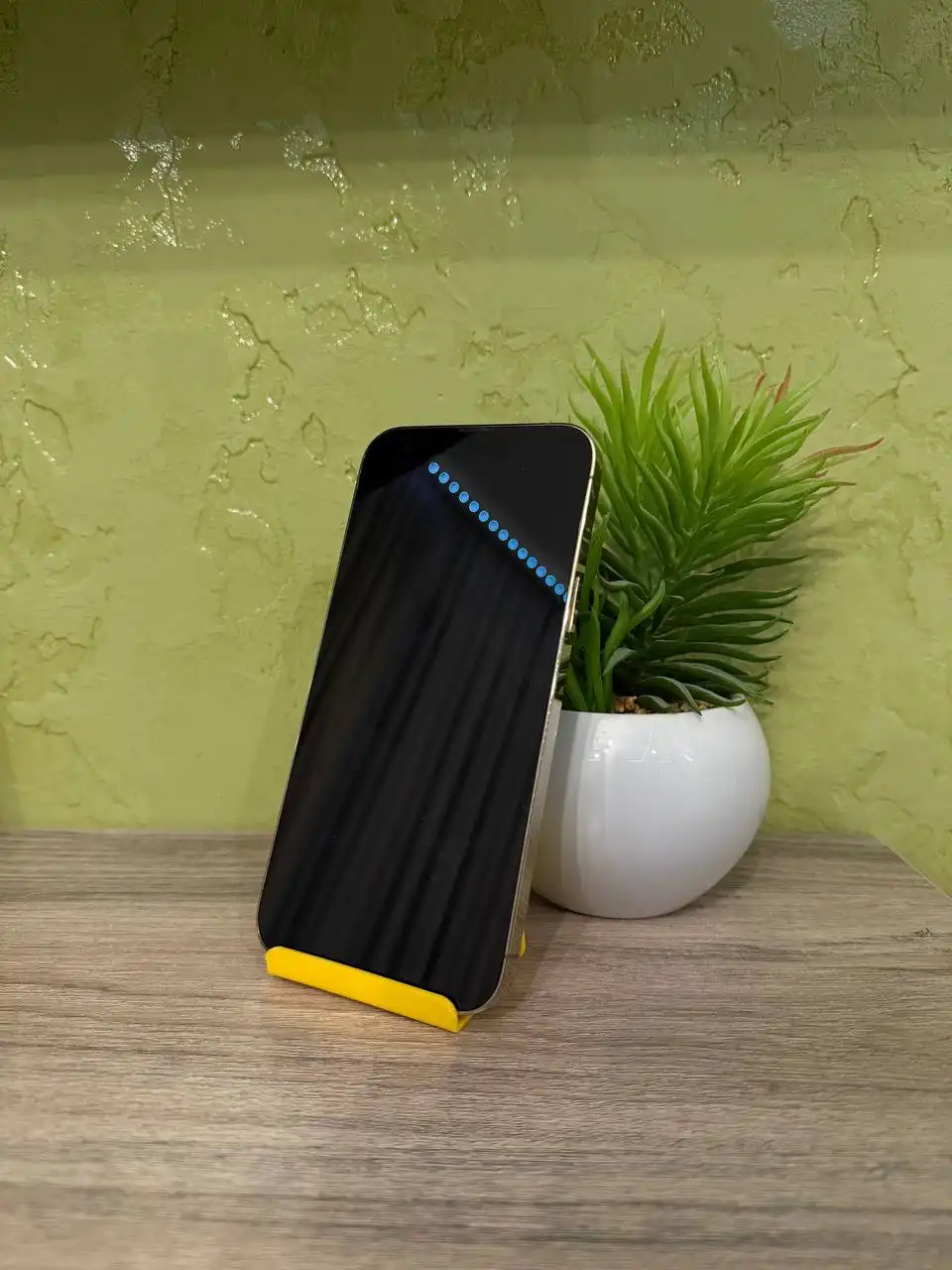 Продам iPhone 13 Pro Max