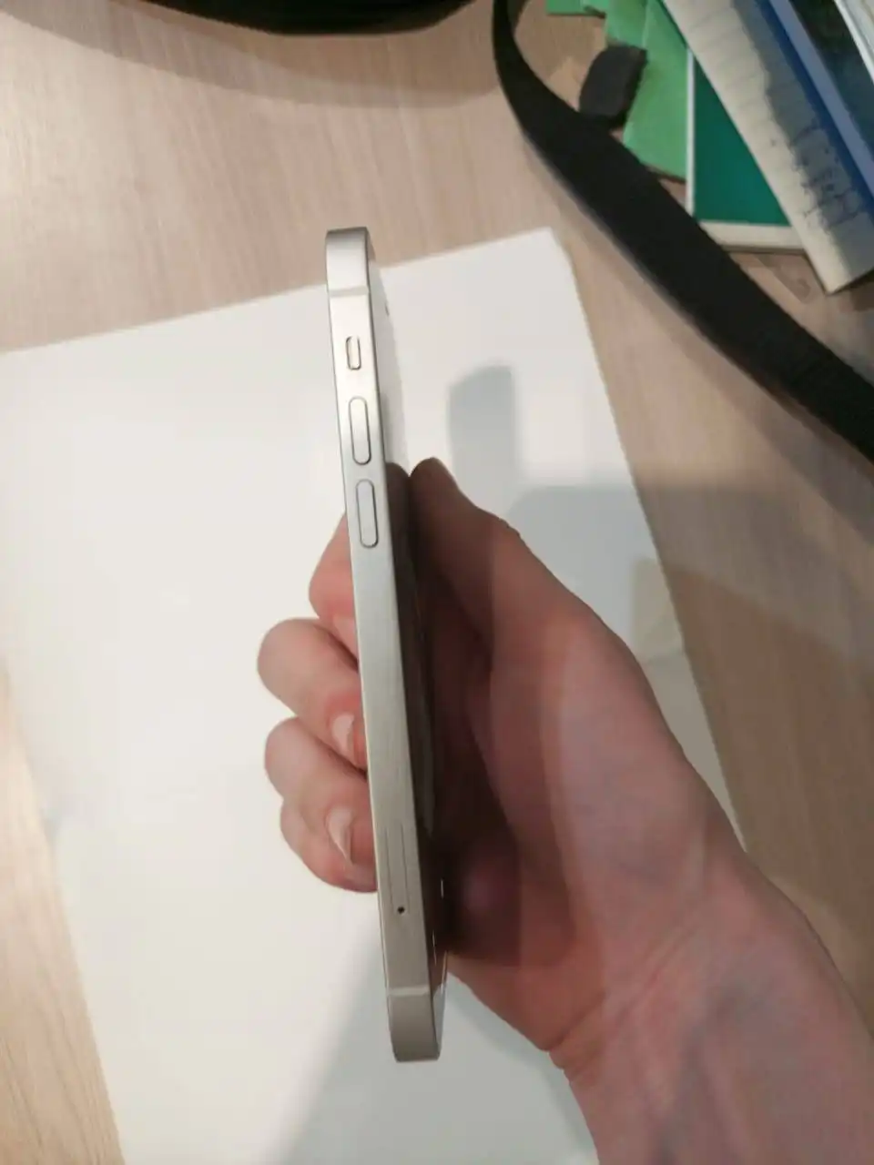 Обмен iPhone на 12 Pro или 13 Pro