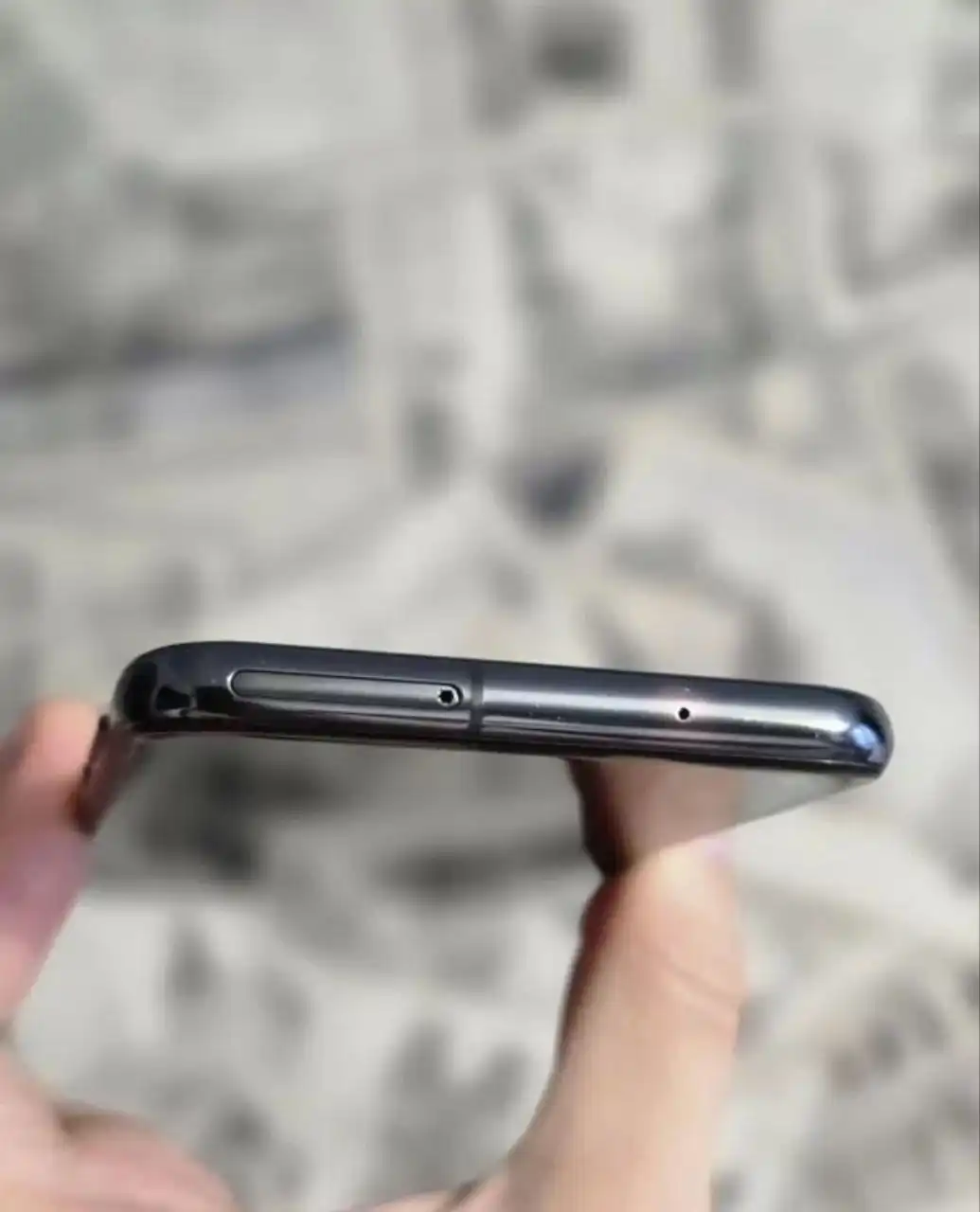 Продам/обменяю iPhone 6+128 ГБ с незначительными повреждениями