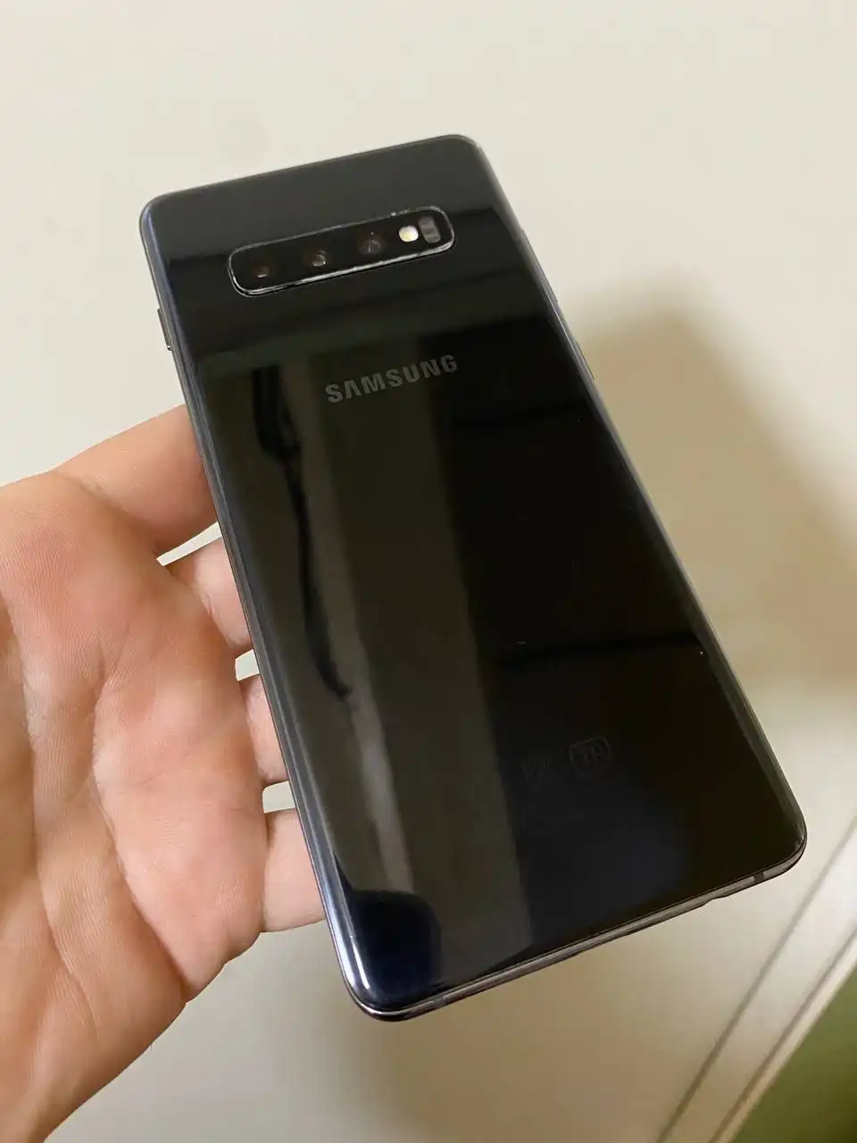 Samsung s10 plus 8/128 обмен или продажа