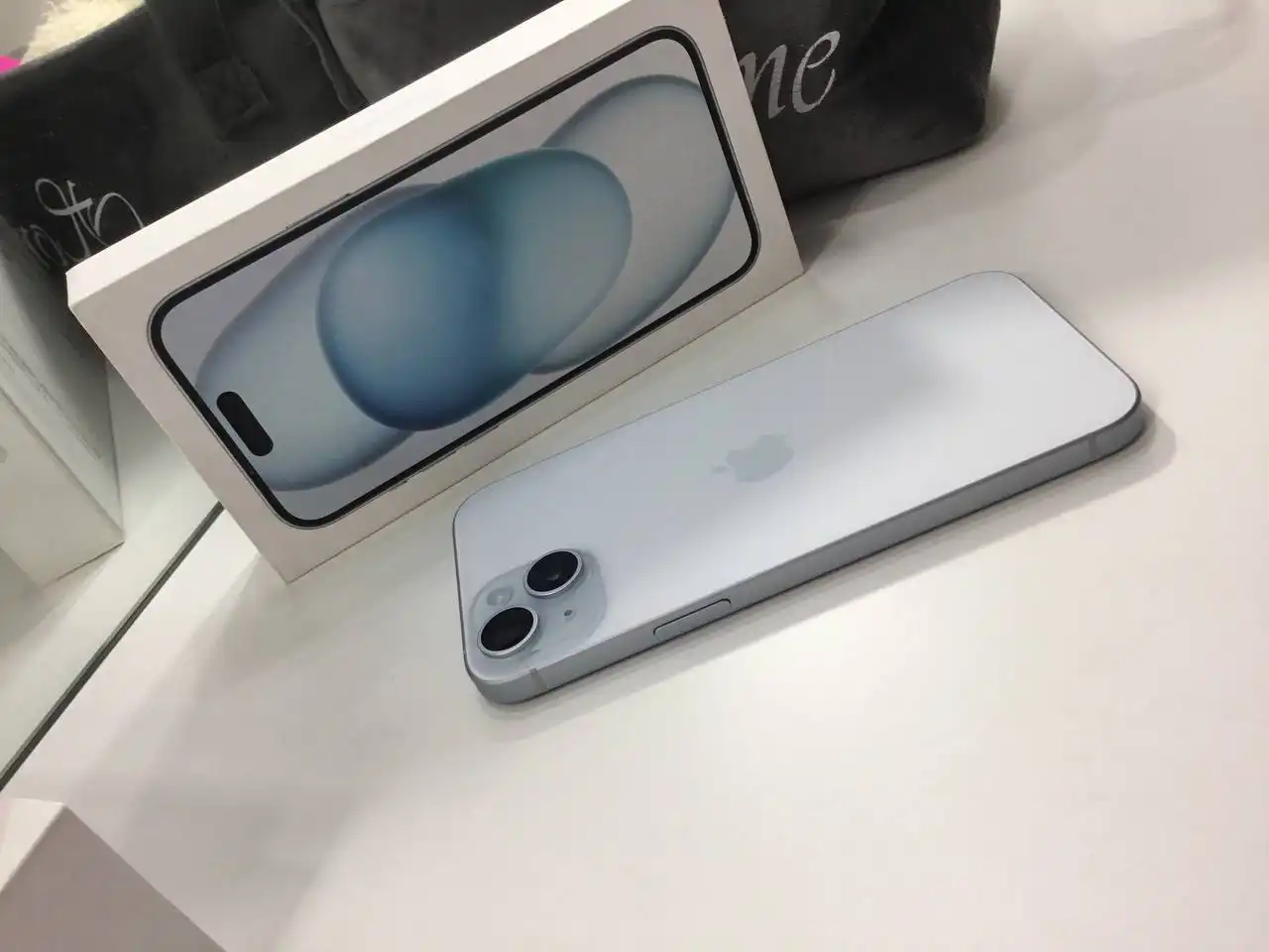 Продажа iPhone 15 Plus 128GB на гарантии