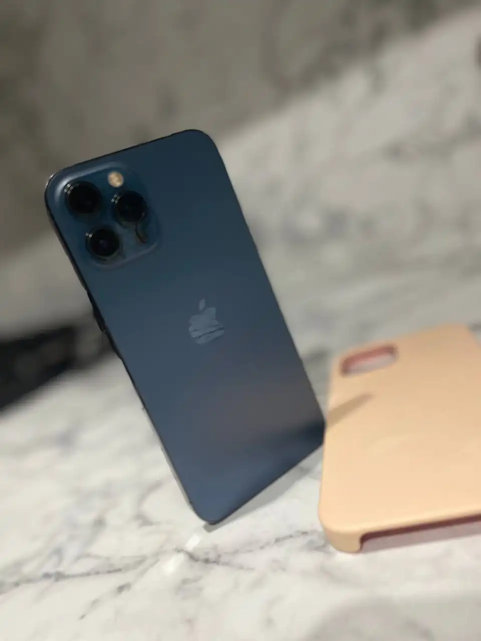 Продам iPhone 12 Pro Max 256ГБ