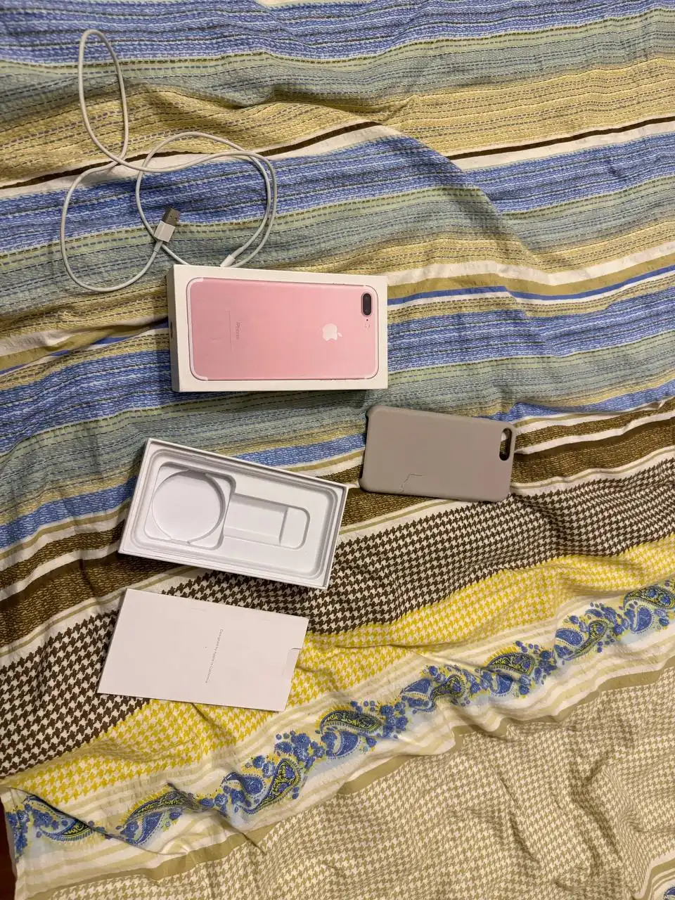 Продам или обменяю iPhone 7+ 32 ГБ