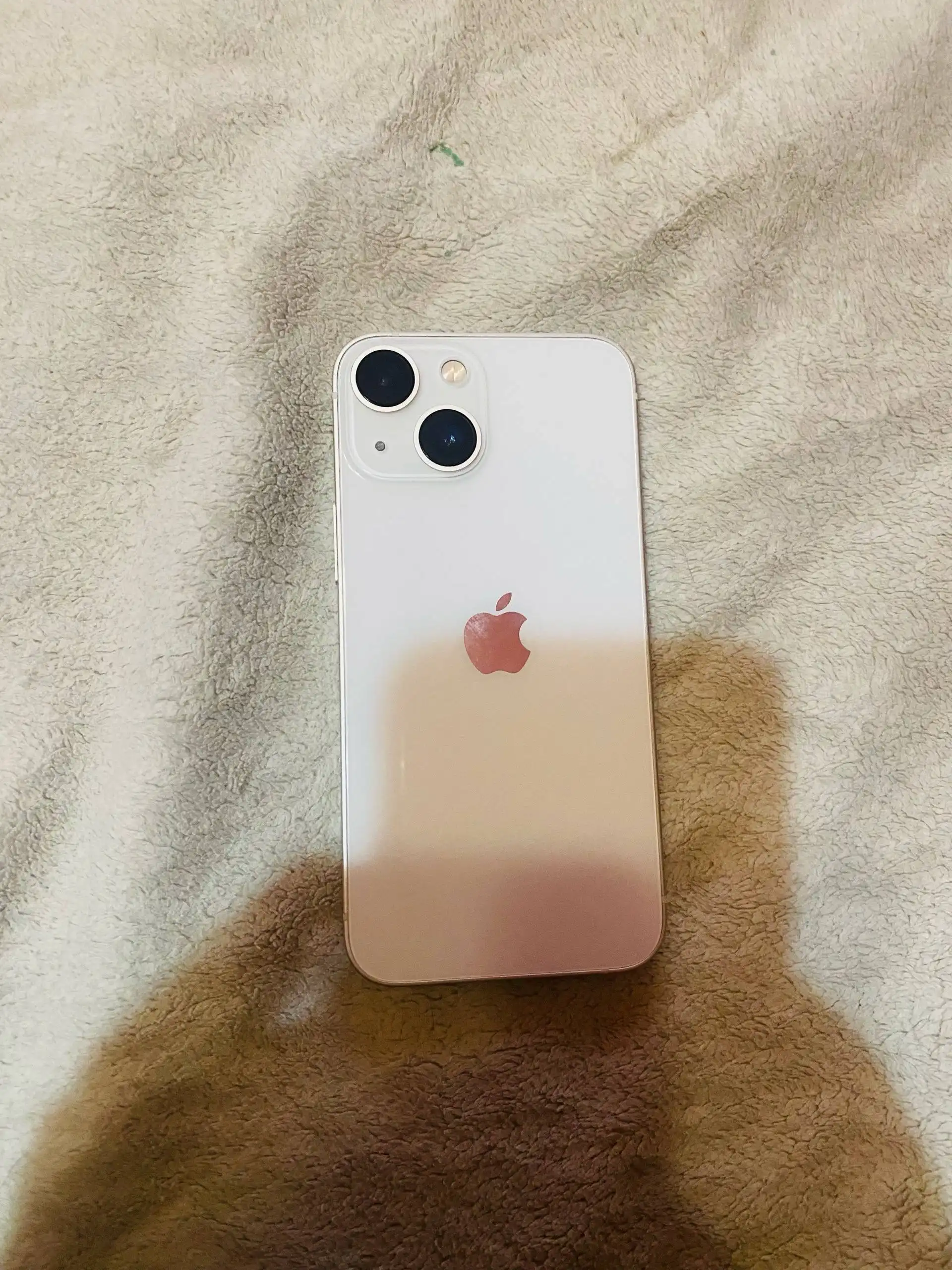 Обмен iPhone 13 mini на iPhone 13 с доплатой