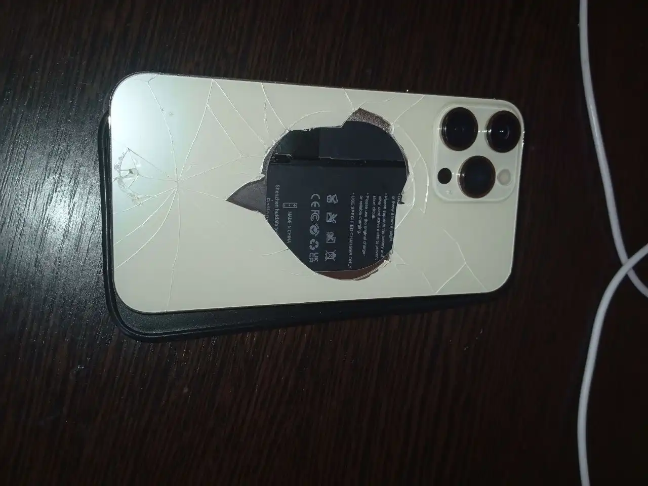 Продам заблокированный iPhone XR в корпусе 13 Pro Max 2к - Смартфоны (Электроника) в Саранск