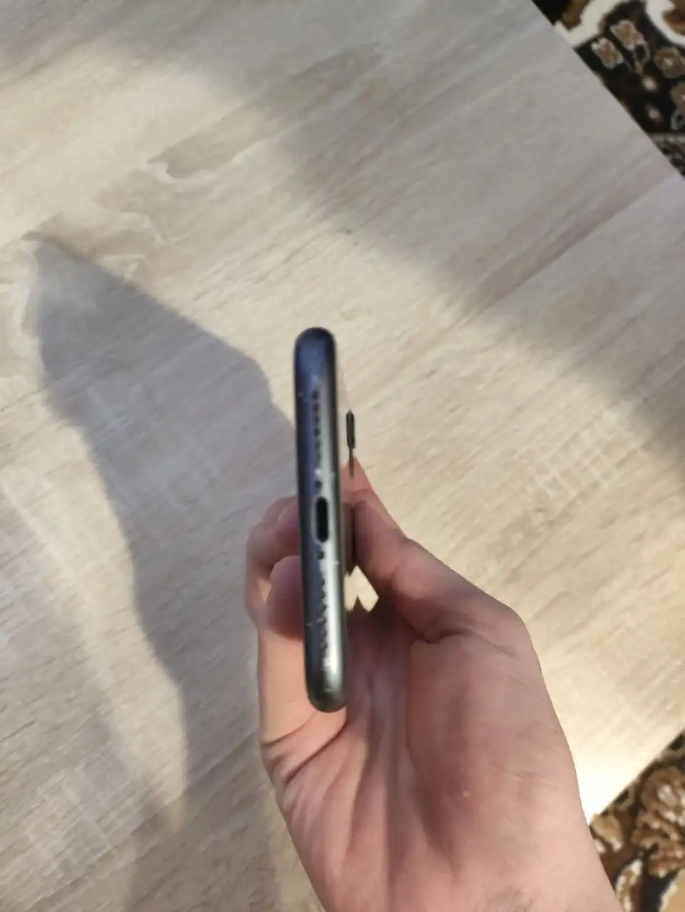 Обмен iPhone 13 и 13 mini с дефектами