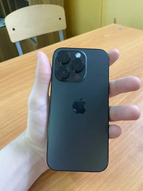 iPhone 14 Pro в идеальном состоянии - Электроника в Саранск