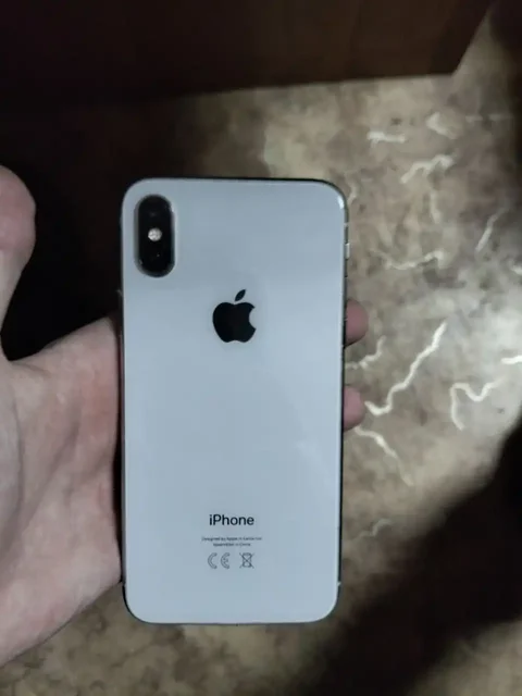 Айфон Х 64 ГБ - Компьютеры и комплектующие в Саранск