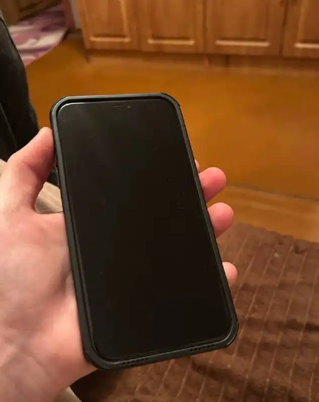 Обмен Apple iPhone 64 ГБ на гарантии - Барахолка в Саранск