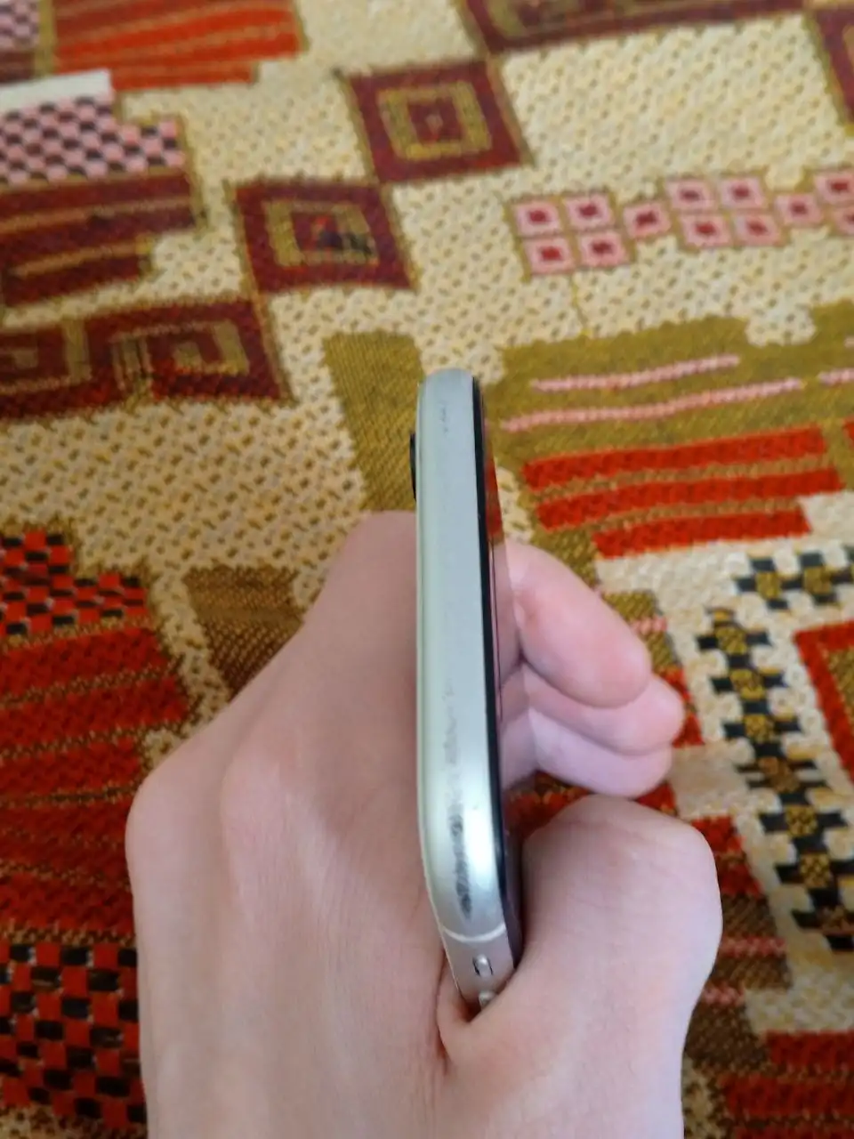 Обмен iPhone XR с замененным дисплеем и аккумулятором - Смартфоны (Электроника) в Саранск