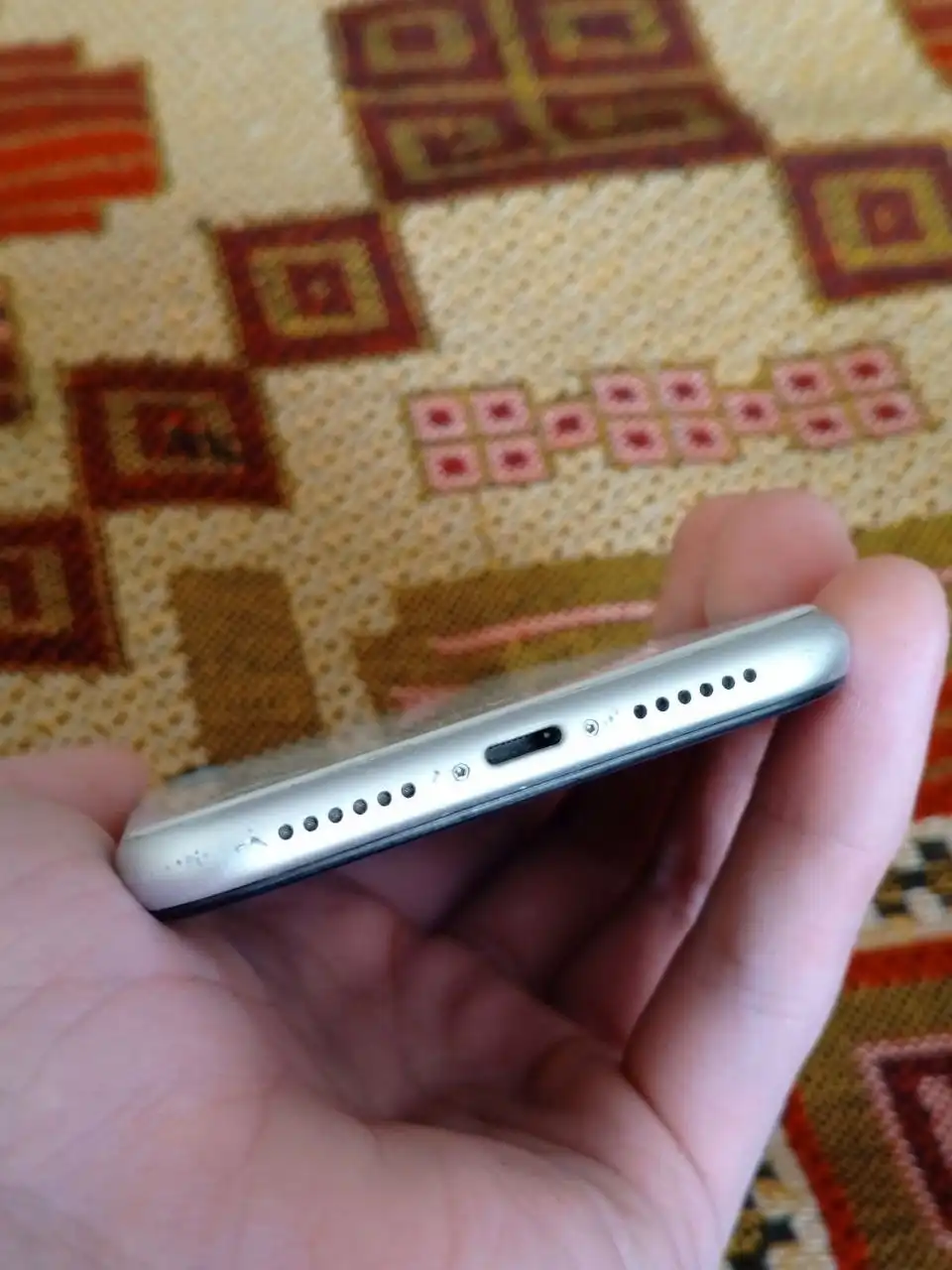 Обмен iPhone XR с замененным дисплеем и аккумулятором - Смартфоны (Электроника) в Саранск