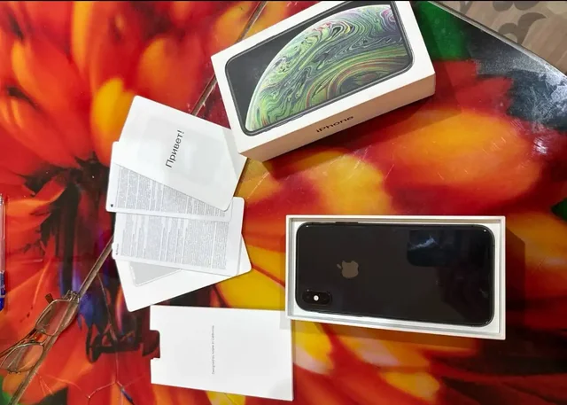 Продам iPhone XS черный 64 ГБ - частное объявление в Саранск