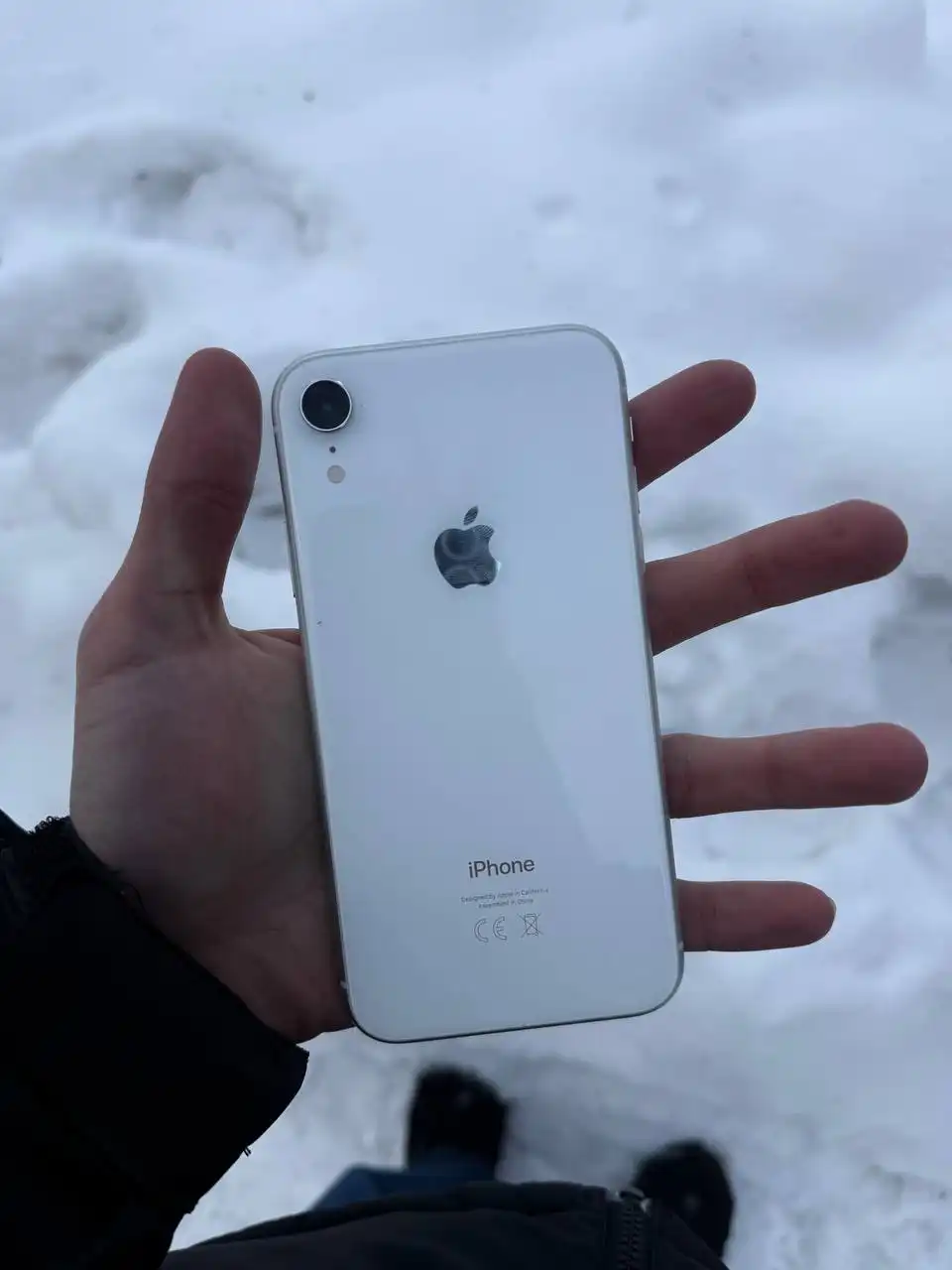 Продам iPhone XR белый, 64 ГБ, отличное состояние - Смартфоны (Электроника) в Саранск