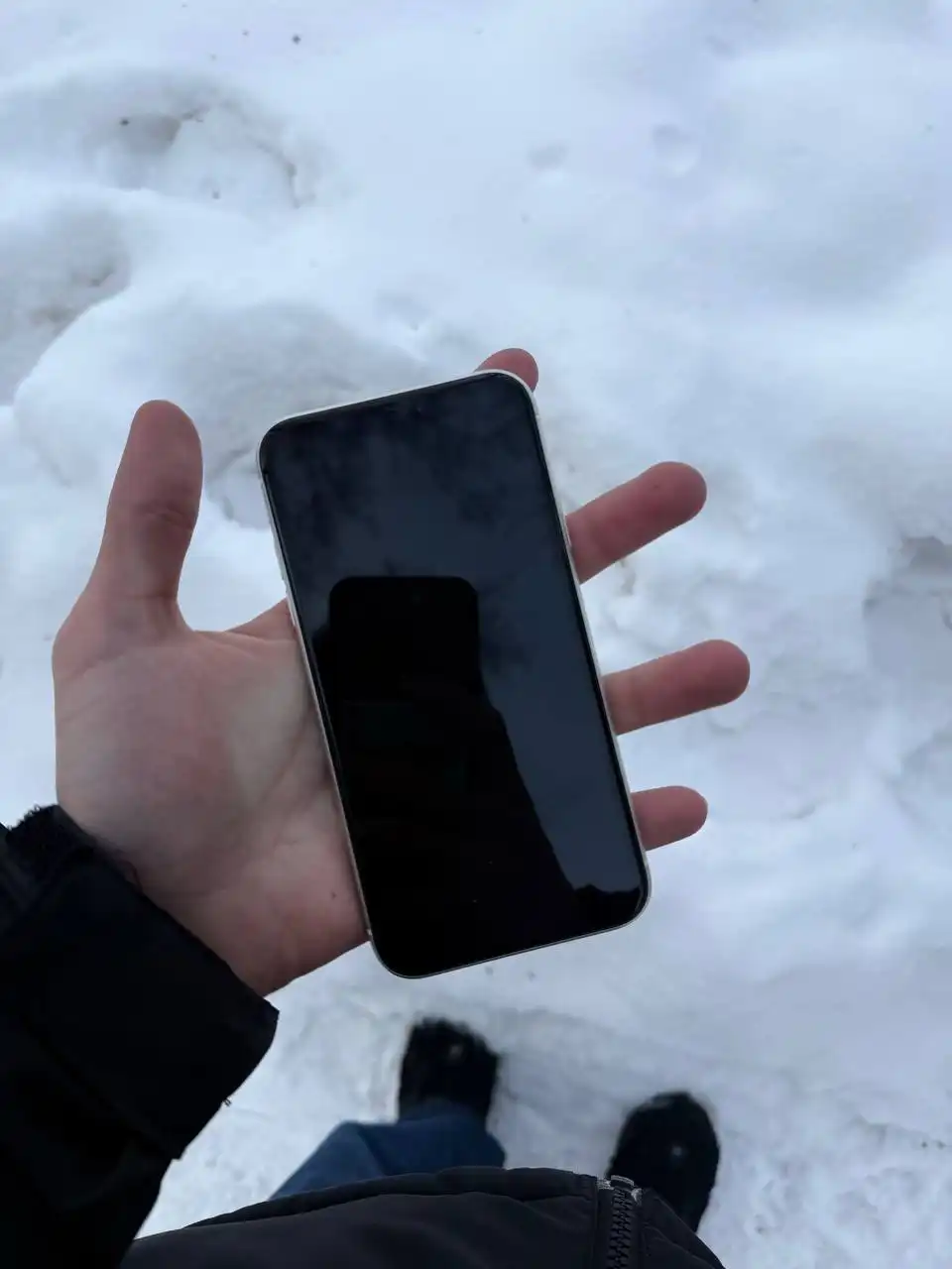 Продам iPhone XR белый, 64 ГБ, отличное состояние - Смартфоны (Электроника) в Саранск