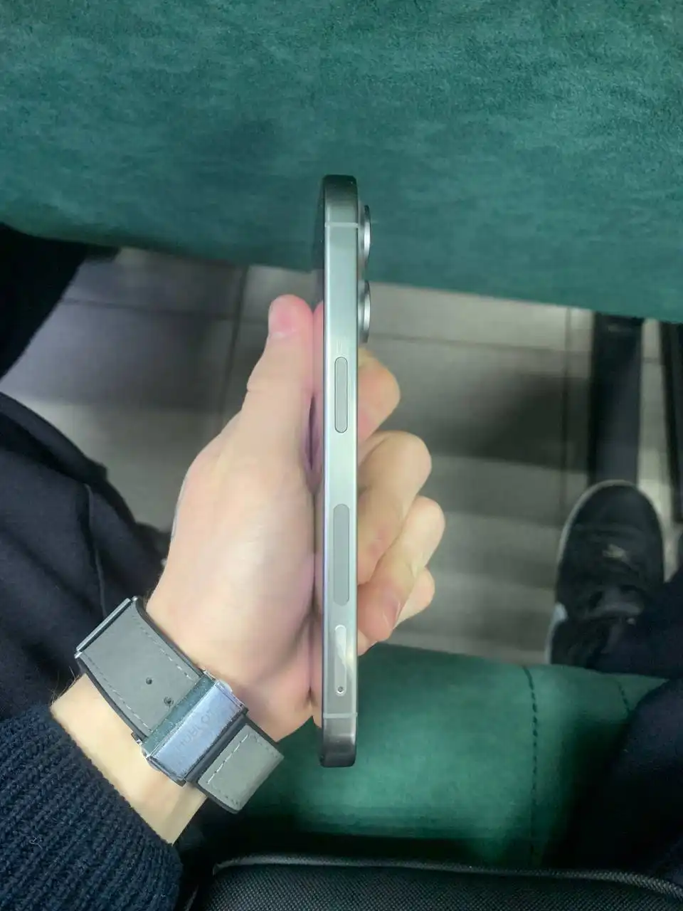 Продам iPhone 15 Pro с заменённым дисплеем - Телефоны (Электроника) в Саранск