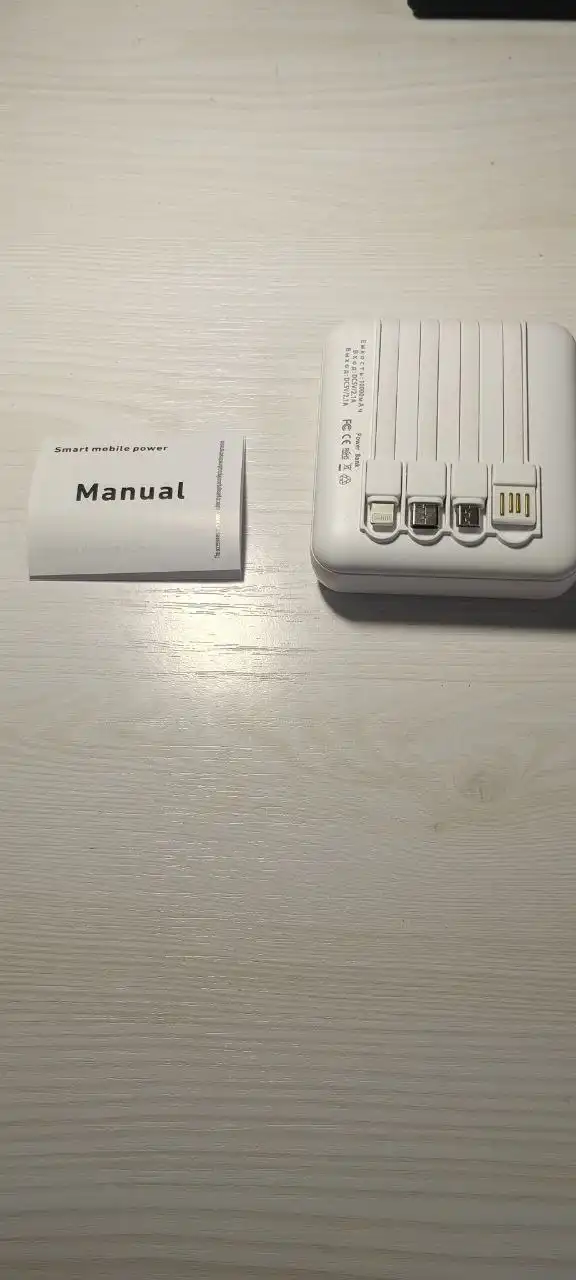 Apple аккумулятор 10к мАч почти новый - Аккумуляторы и зарядные устройства (Электроника) в Саранск