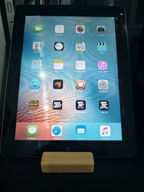 IPad 2 16гб с jailbreak и чехлом - Смартфоны и планшеты в Саранск