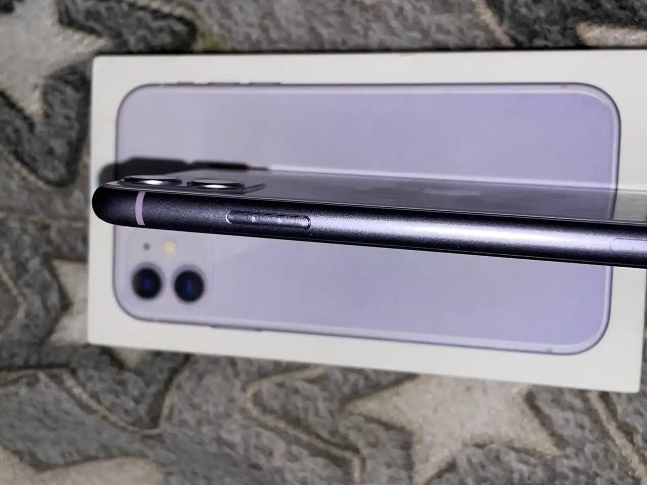 Продам iPhone 11 64GB с аксессуарами - Смартфоны (Электроника) в Саранск