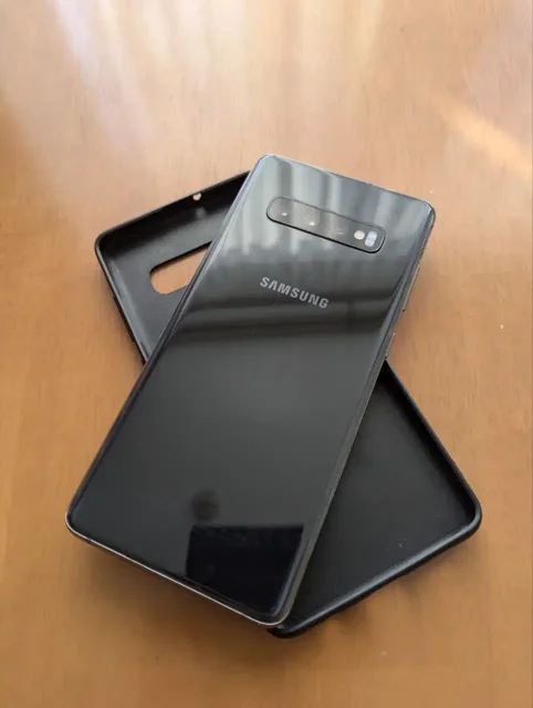 Продам Samsung Galaxy S10+ - Смартфоны в Саранск