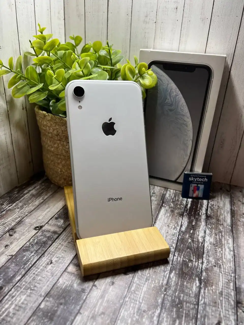 IPhone Xr 64 гб с подарками - Смартфоны (Электроника) в Саранск
