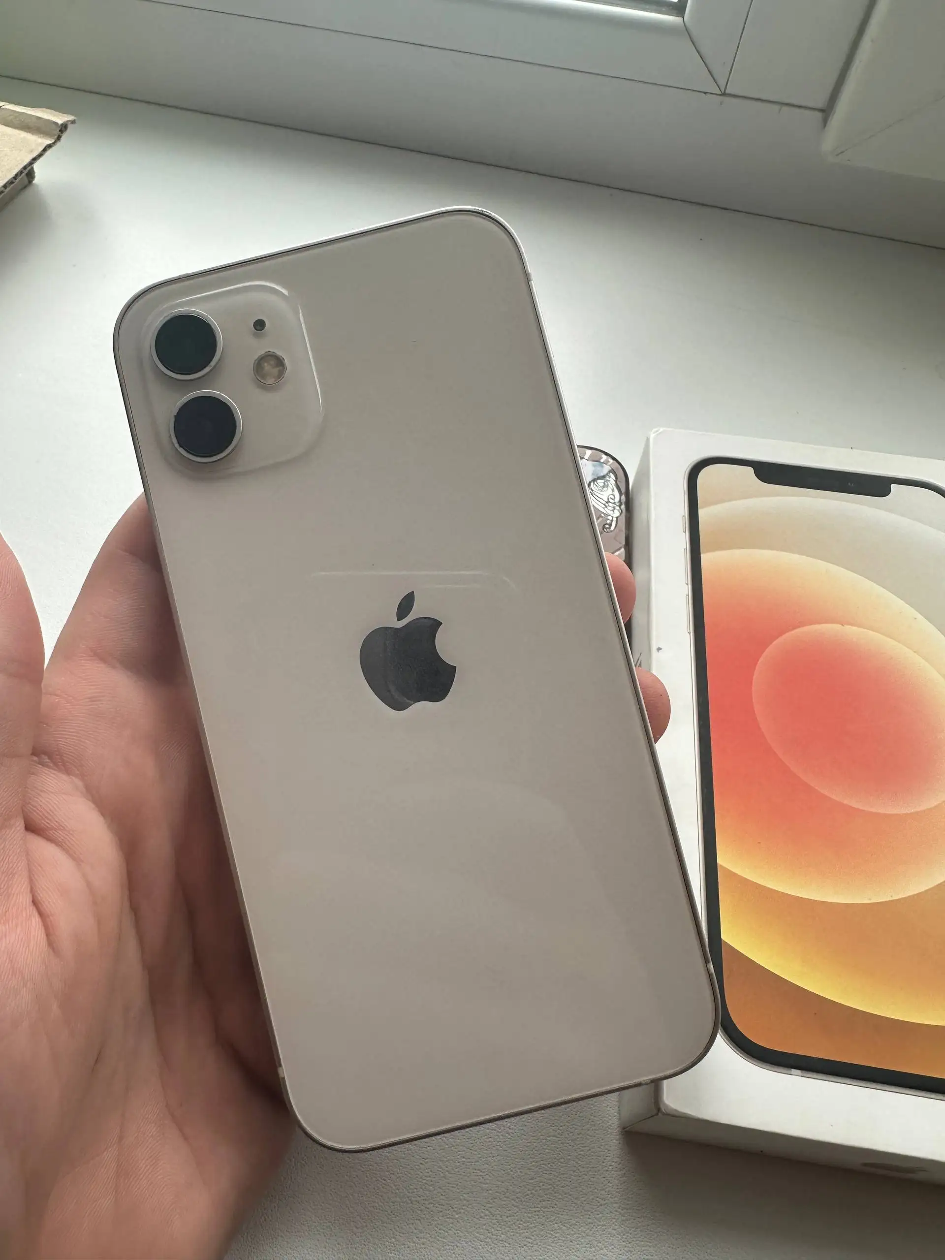 Продам iPhone 12 128GB с замененным экраном - Смартфоны (Электроника) в Саранск