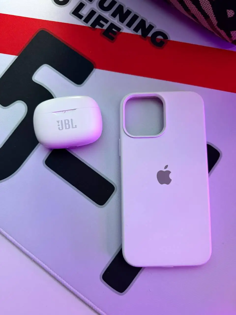 Продам чехол на iPhone 13 Pro Max и наушники - Аксессуары для телефонов (Электроника) в Саранск