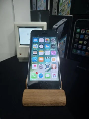 iPhone 5s 16 ГБ с jailbreak - Электроника в Саранск