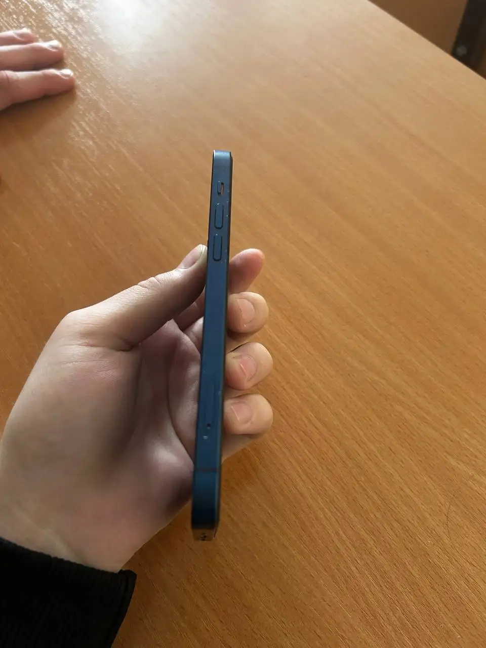 Продам iPhone 12 с коробкой - Смартфоны и телефоны (Электроника) в Саранск