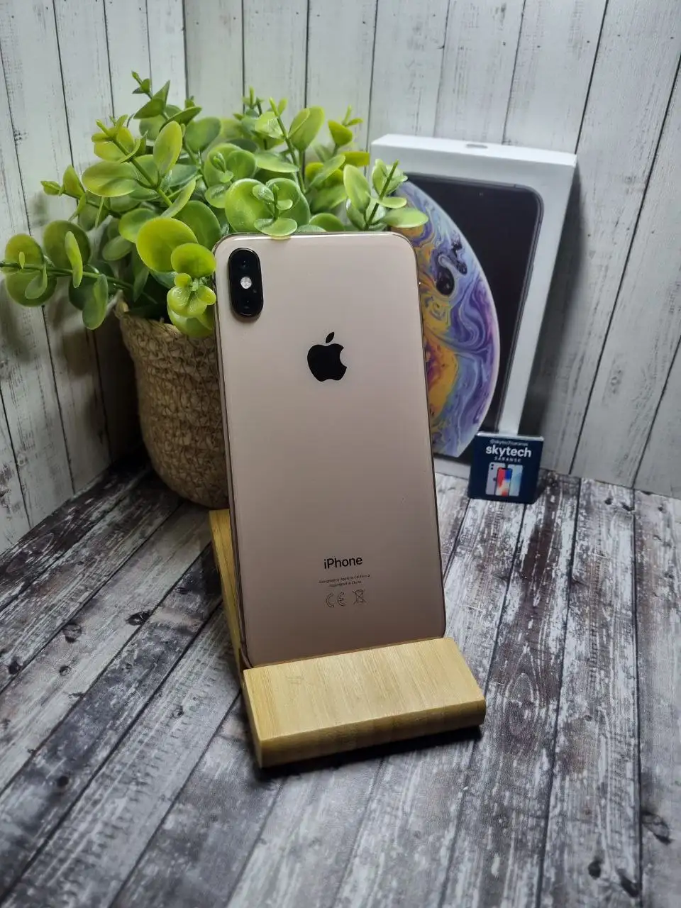 iPhone XS Max 64 Гб в хорошем состоянии - Смартфоны (Электроника) в Саранск