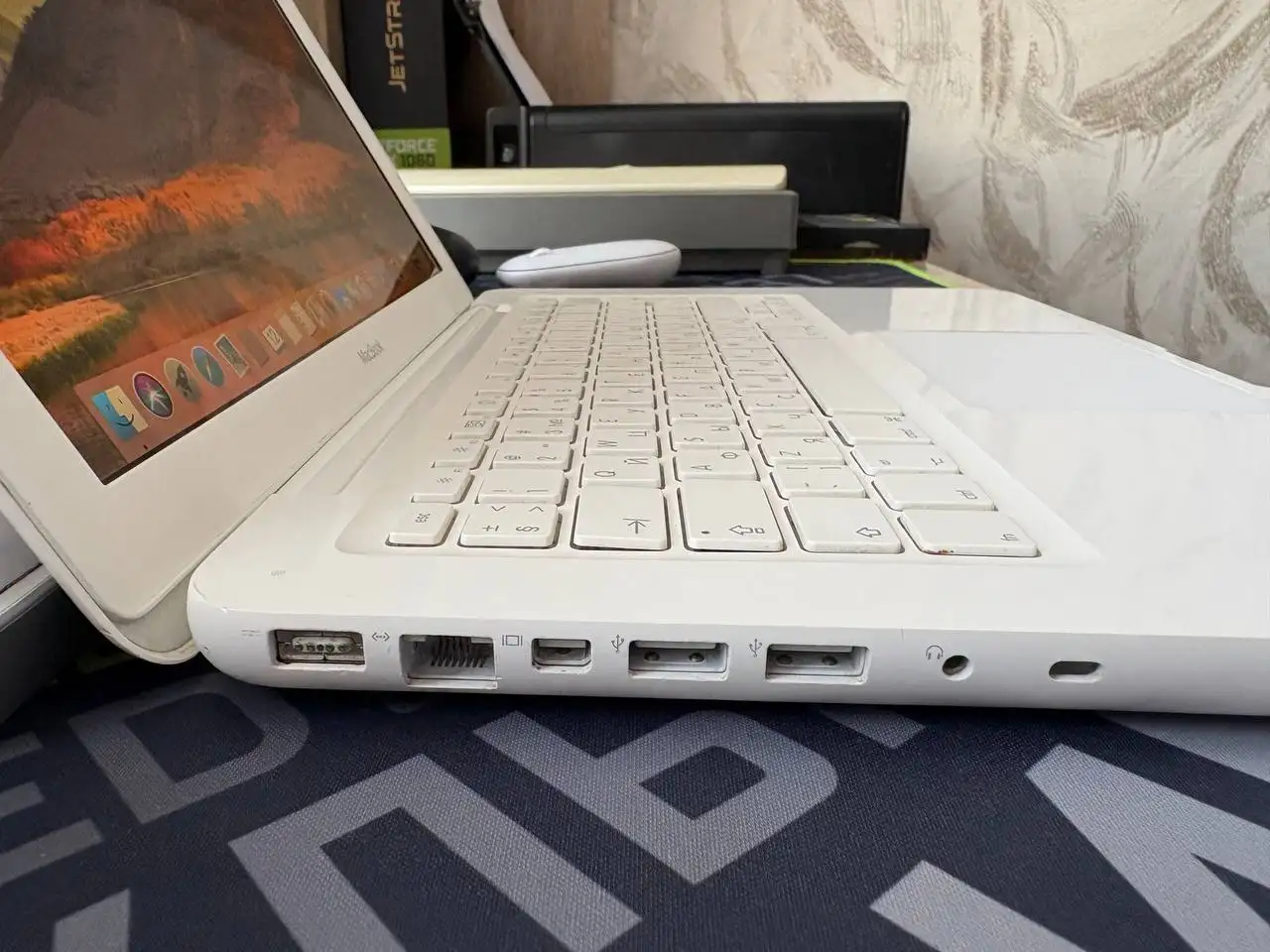 Продам MacBook 13 2010 - Ноутбуки (Электроника) в Саранск