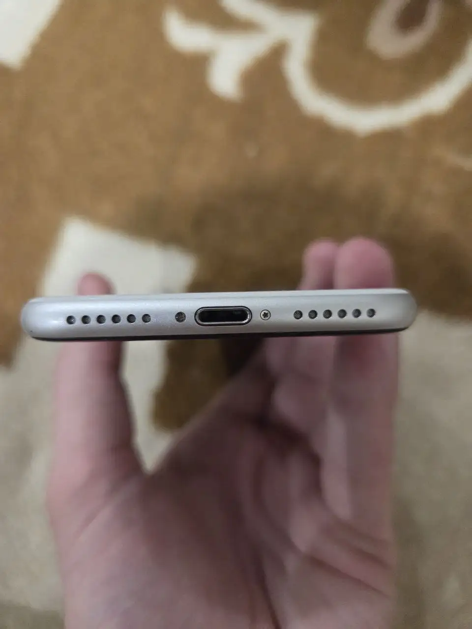 Продажа iPhone SE 2020 в идеальном состоянии - Смартфоны (Электроника) в Саранск