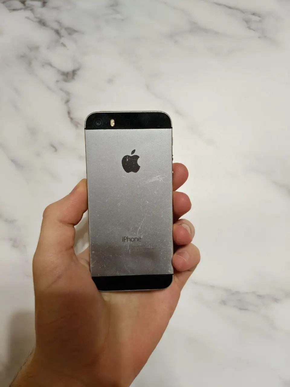 iPhone 5s на iOS 10 с джейлбрейком - Смартфоны (Электроника) в Саранск