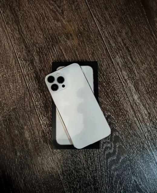 iPhone 13 Pro Max 256gb в идеальном состоянии с новым аккумулятором - Аудиотехника в Саранск
