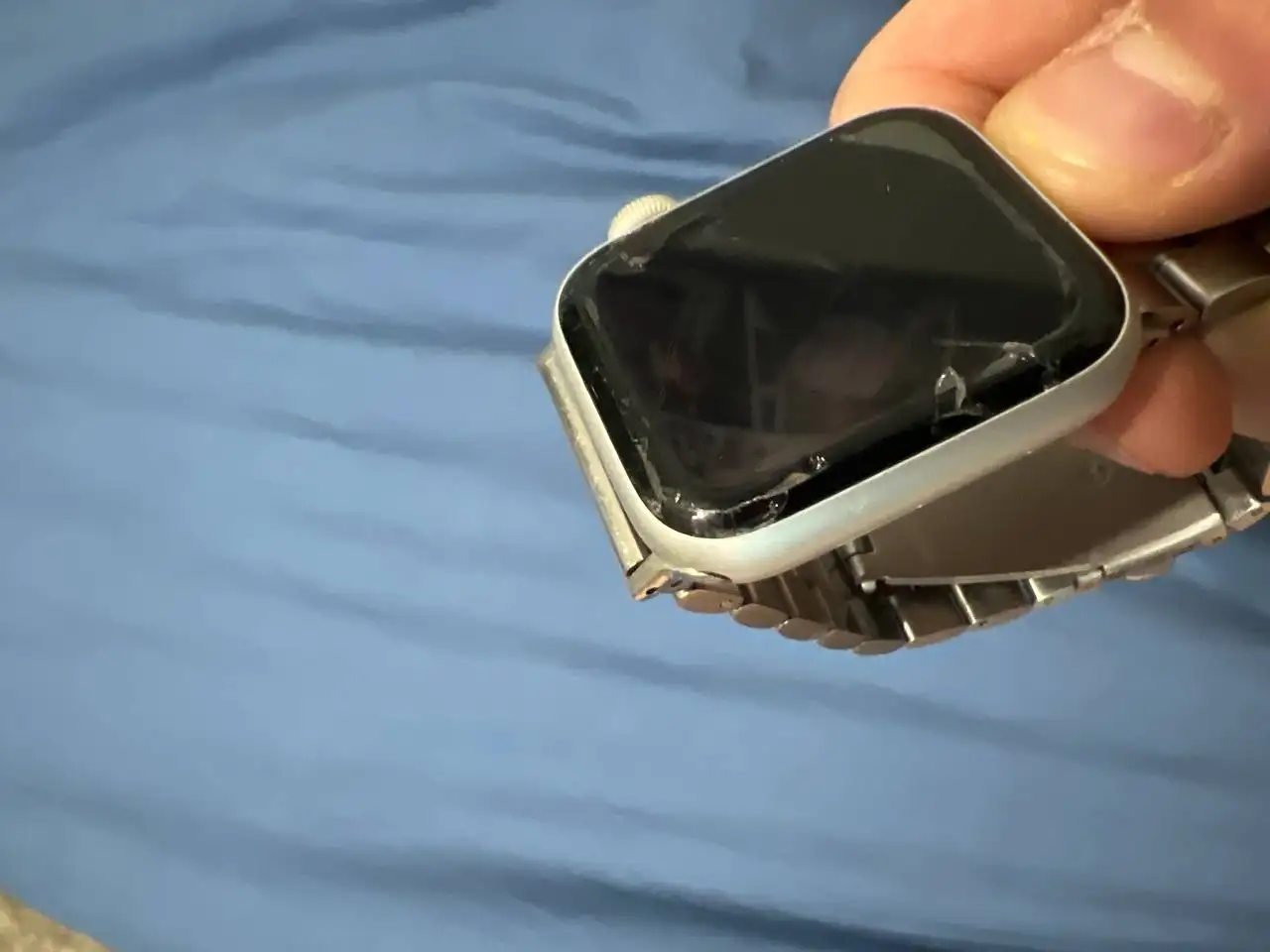 Apple Watch 5 Nike 32GB 85AKB - Смарт-часы (Электроника) в Саранск