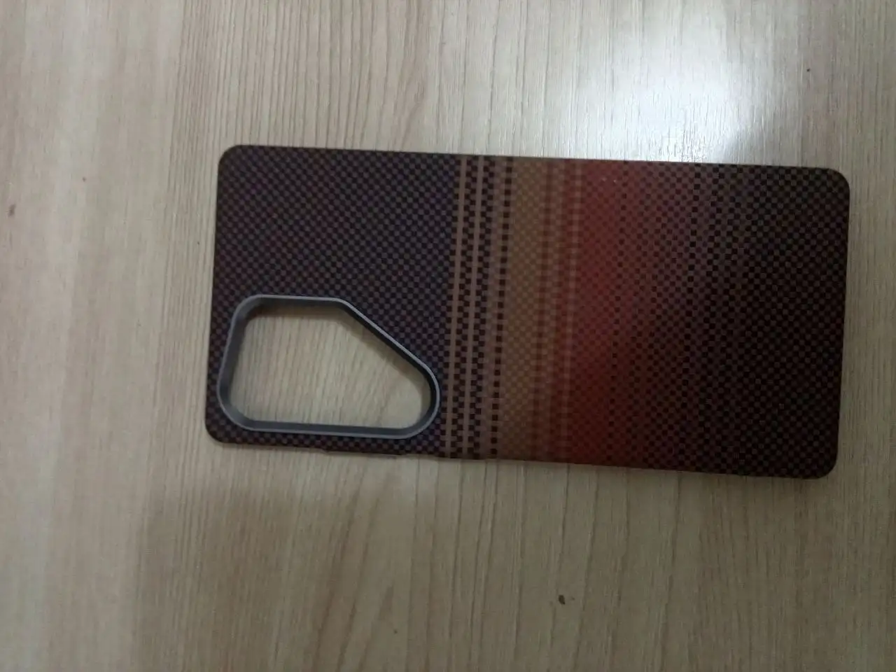 Продажа чехлов для iPhone 16 и Samsung S25 Ultra - Барахолка в Саранск