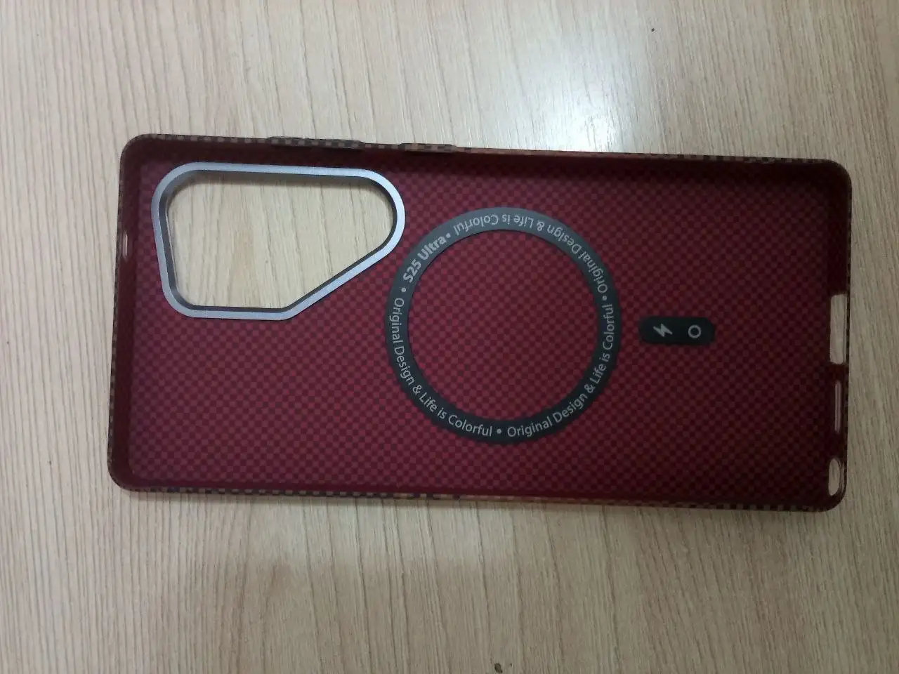 Продажа чехлов для iPhone 16 и Samsung S25 Ultra - Барахолка в Саранск