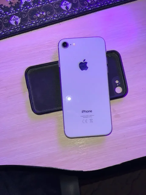 Продажа iPhone 8 с аккумулятором 100% - Мобильные телефоны и аксессуары в Саранск