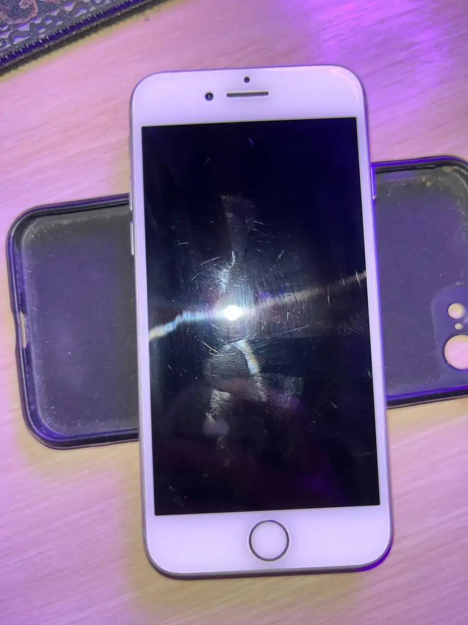 Продажа iPhone 8 с аккумулятором 100% - Смартфоны (Электроника) в Саранск