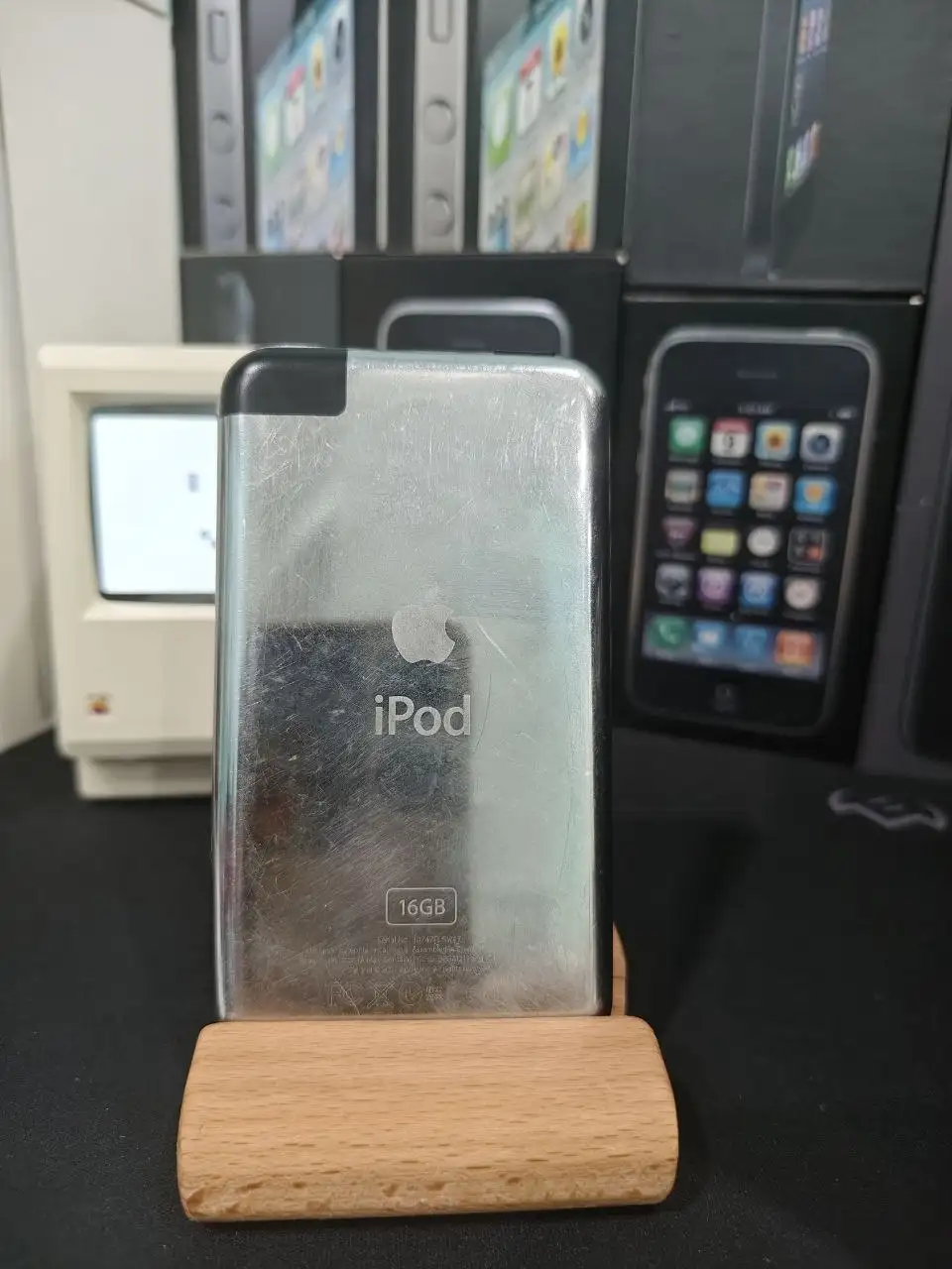 IPhone touch 1 16 Гб в состоянии 7/10 - Мобильные телефоны и аксессуары (Электроника) в Саранск