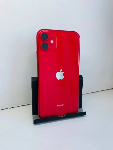 iPhone 11 64GB в идеальном состоянии - Часы и телефоны в Саранск
