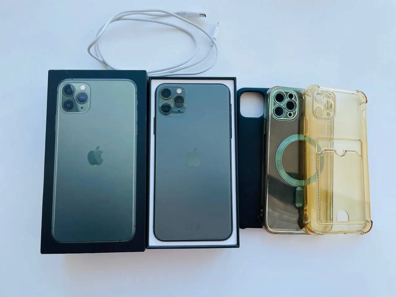 iPhone 11 Pro Max 64GB в идеальном состоянии - Смартфоны (Электроника) в Саранск