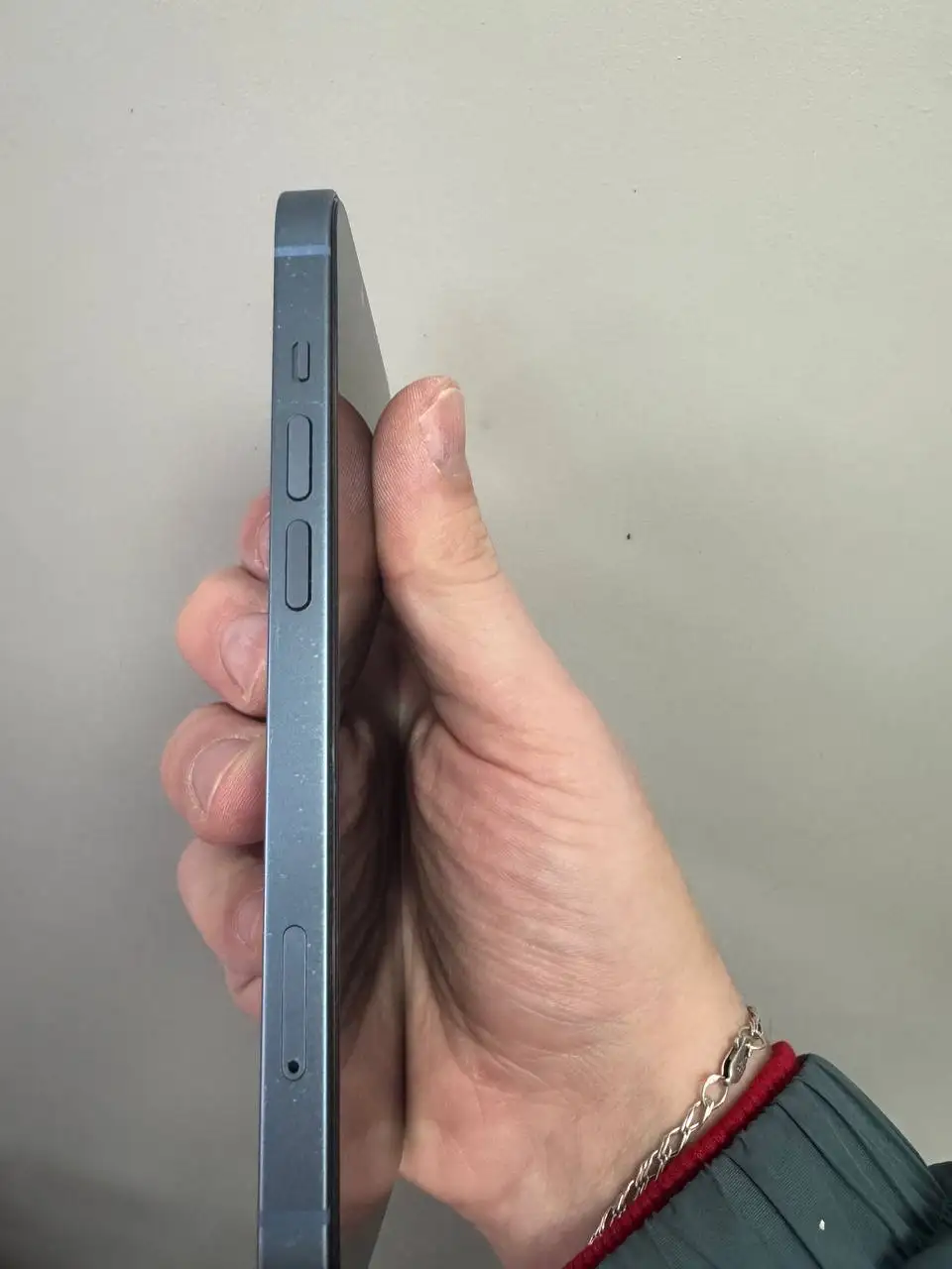 iPhone 14 256 ГБ с защитным стеклом и чехлом - Смартфоны (Электроника) в Саранск