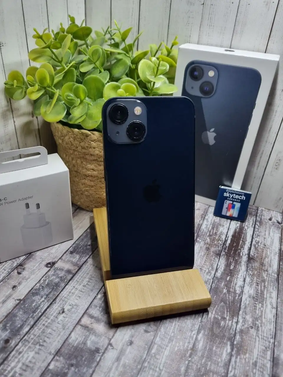 Iphone 13, 128GB, состояние 8/10, коробка и аксессуары в комплекте - Смартфоны (Электроника) в Саранск