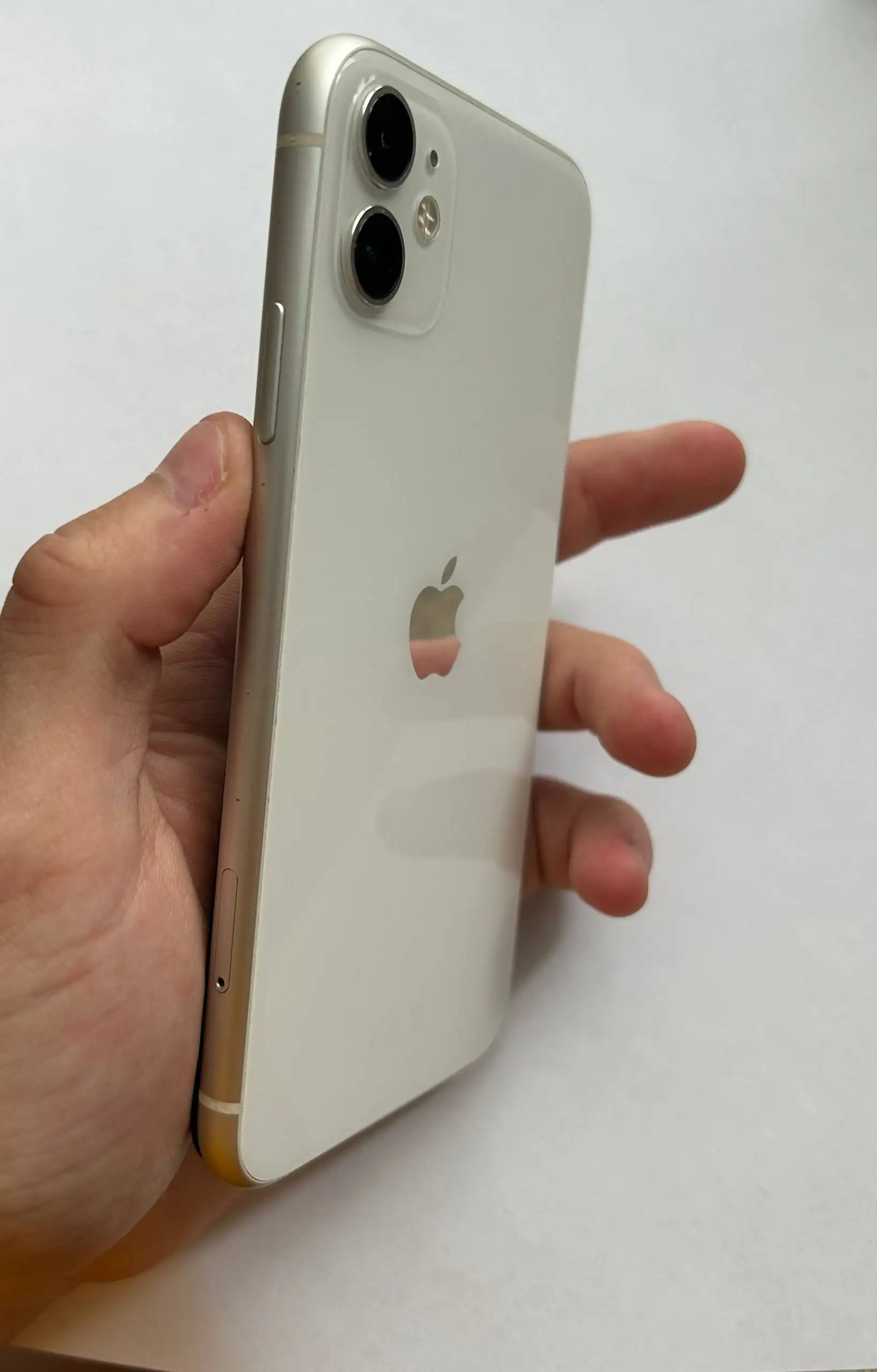 Продам iPhone 11 128 ГБ с новым аккумулятором - Смартфоны (Электроника) в Саранск