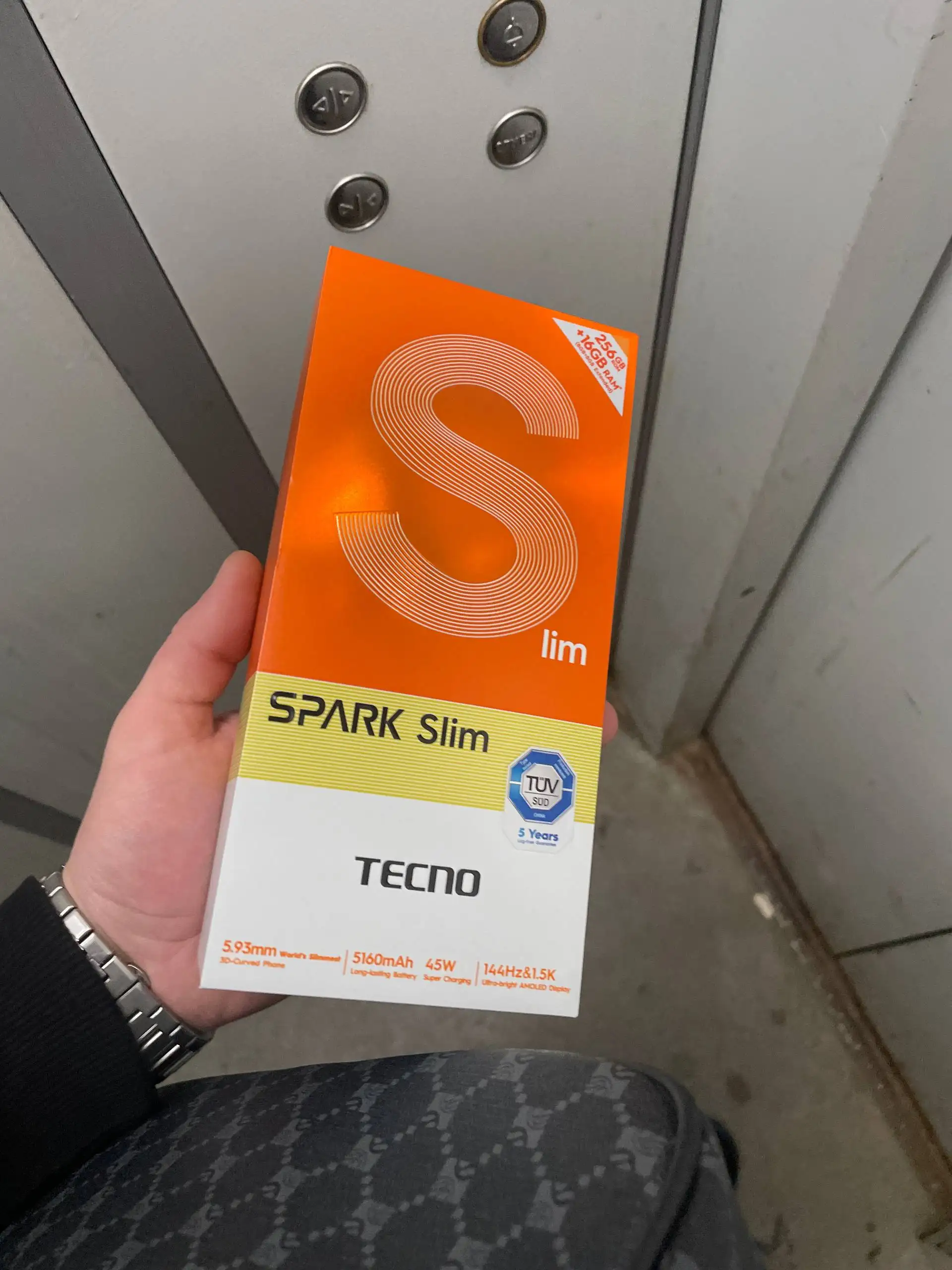 Продам полный комплект Apple в идеальном состоянии - Электроника в Саранск