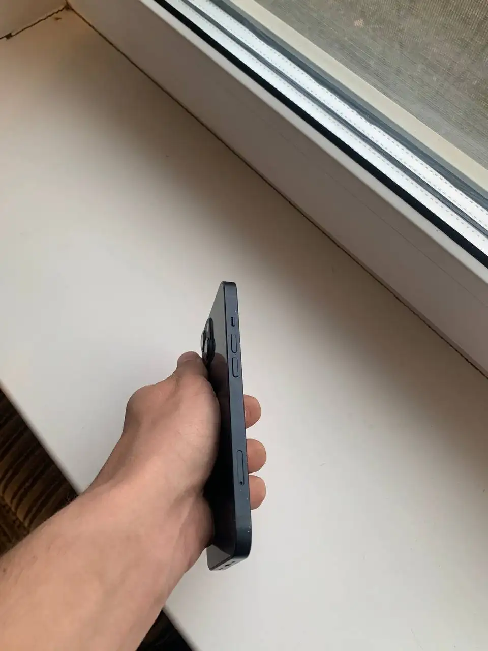 Продается айфон 13 с трещиной на дисплее - Смартфоны (Электроника) в Саранск