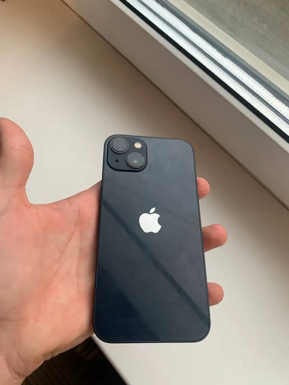 Продается айфон 13 с трещиной на дисплее - Смартфоны (Электроника) в Саранск